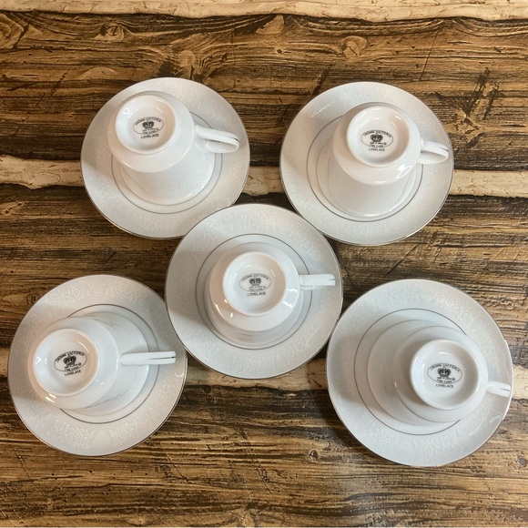 Vintage Crown Victoria Lovelace set of 5 tea cups - Picture 2 of 12